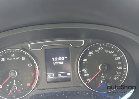 2018 Audi Q3 2.0T Premium/2.0T Sport Premium z USA, uszkodzony, nr VIN WA1BCCFS1JR032487